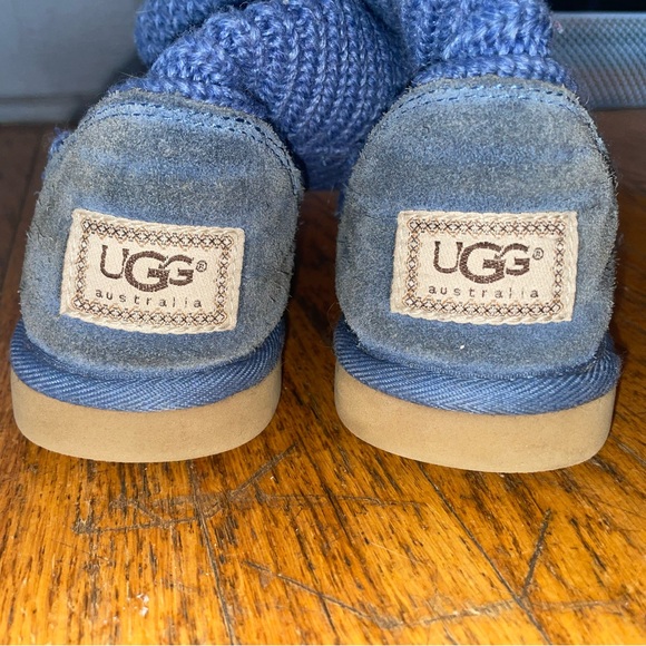 Vintage Ugg Crochet Boots Size 6 - Picture 10 of 12